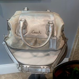 Lightly used silver and cream coach bag..Immaculate inside and out.